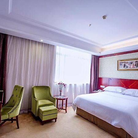 Vienna Hotel - Jinzhou Branch Cantão Exterior foto