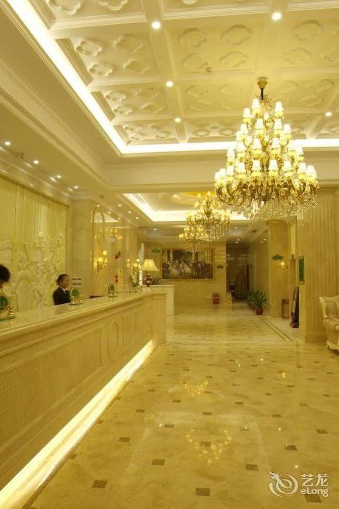 Vienna Hotel - Jinzhou Branch Cantão Exterior foto