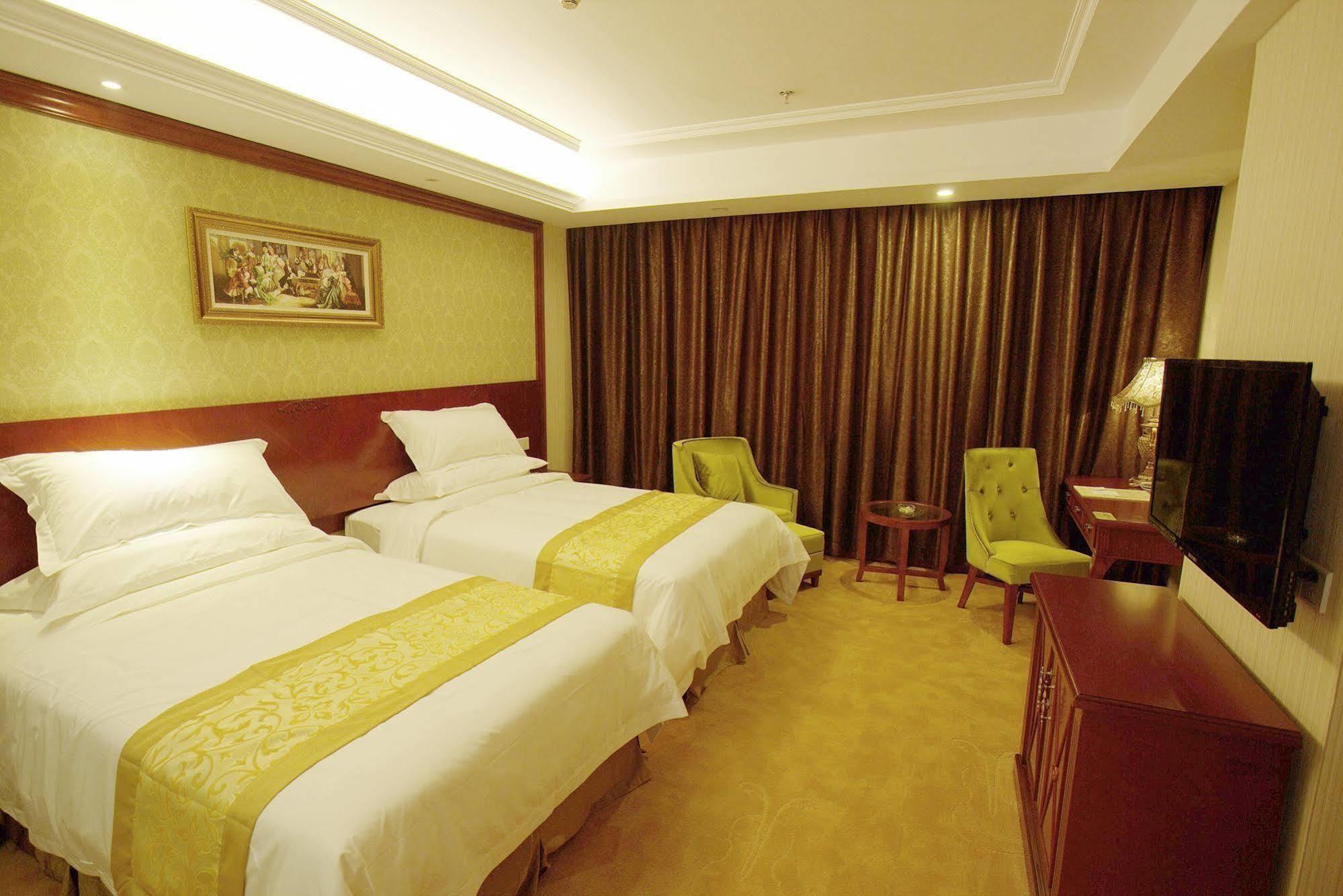 Vienna Hotel - Jinzhou Branch Cantão Exterior foto