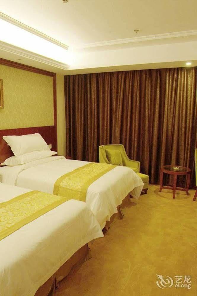 Vienna Hotel - Jinzhou Branch Cantão Exterior foto