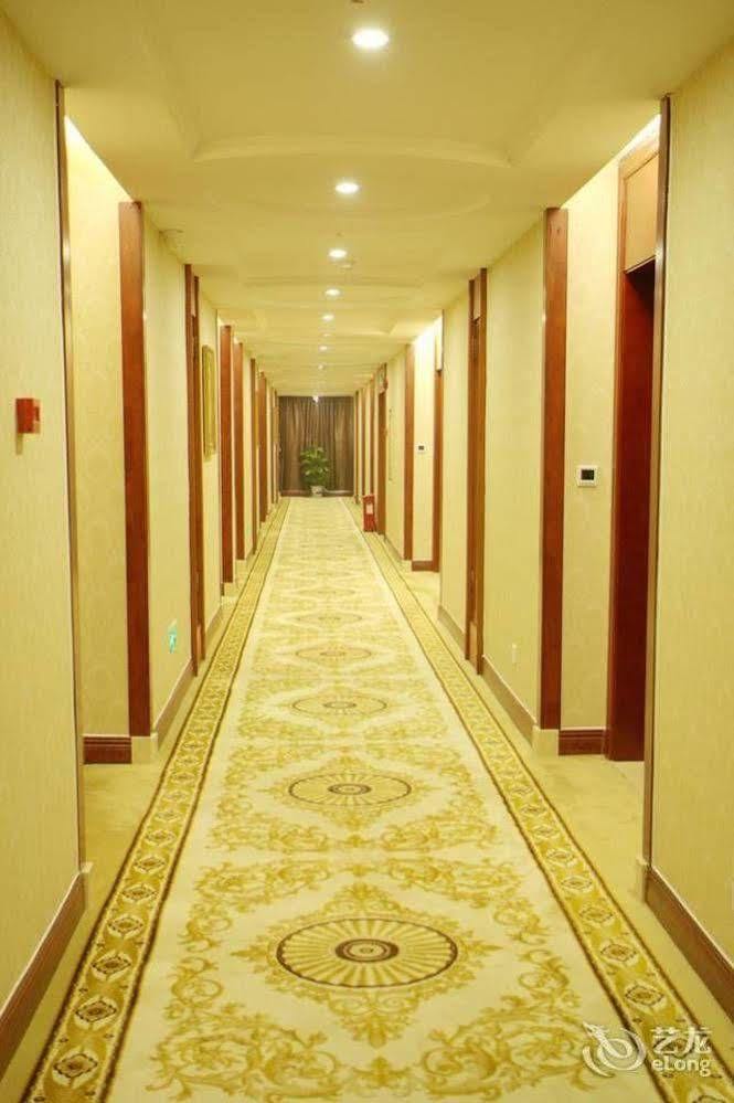 Vienna Hotel - Jinzhou Branch Cantão Exterior foto